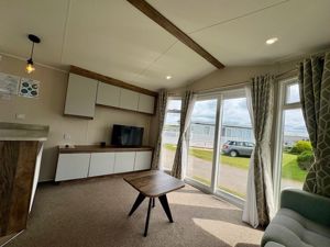 Lounge- click for photo gallery